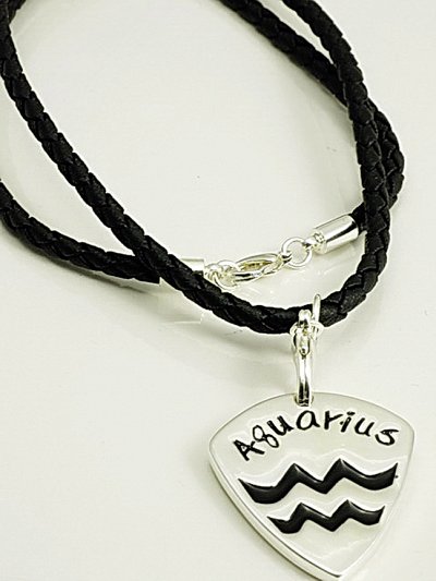Necklace Pick Aquarius